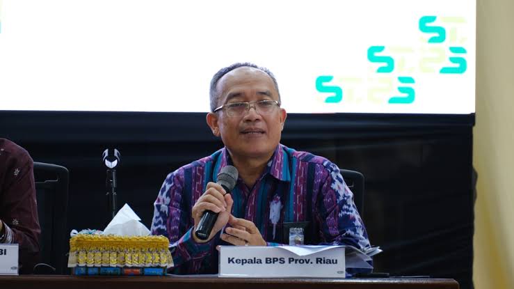 Kepala BPS Riau, Asep Riyadi (foto/int)